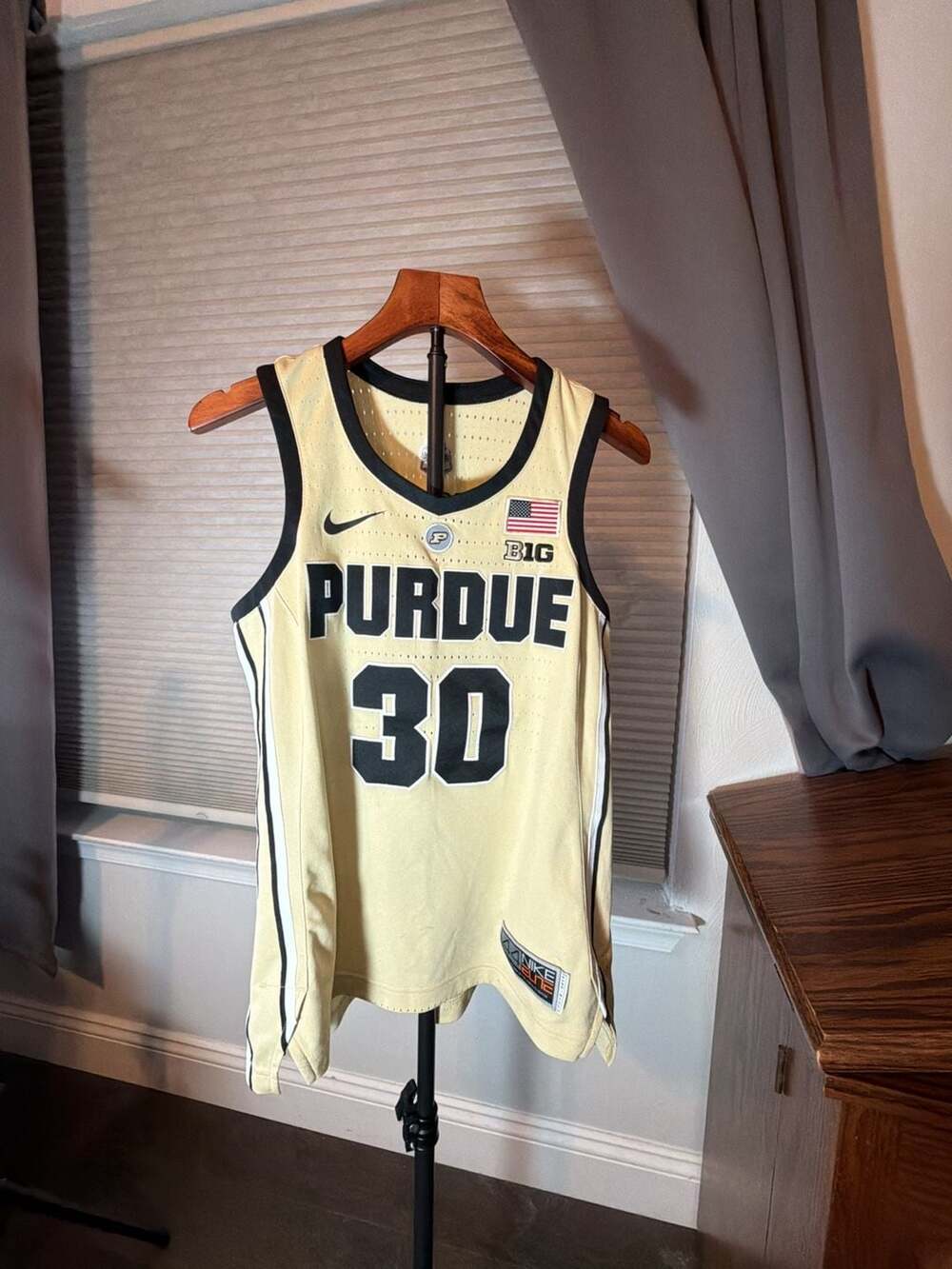 Nike Purdue Boilermakers Basketball Jersey Size 44